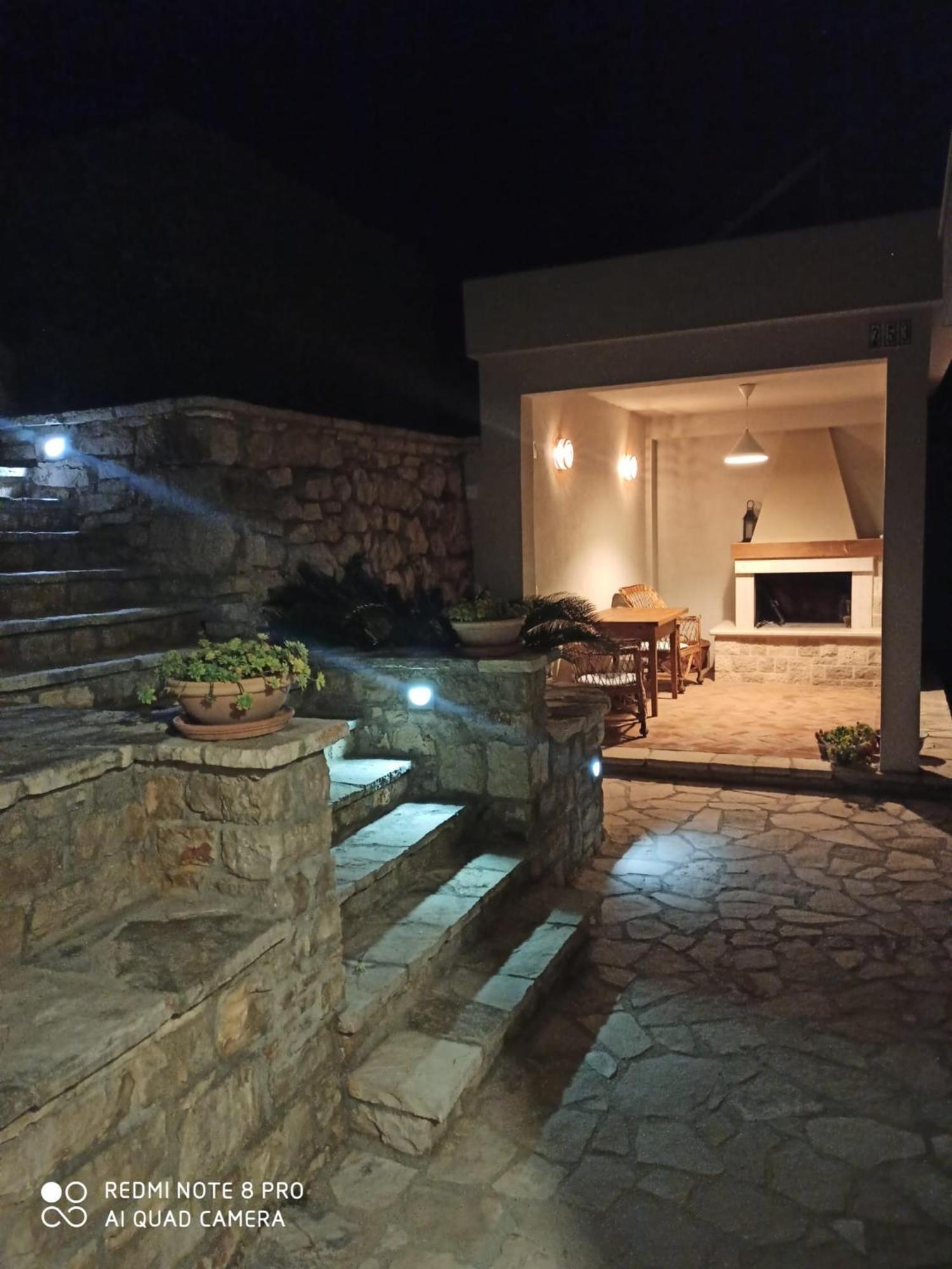 House Jurasovic Villa Gdinj Eksteriør bilde
